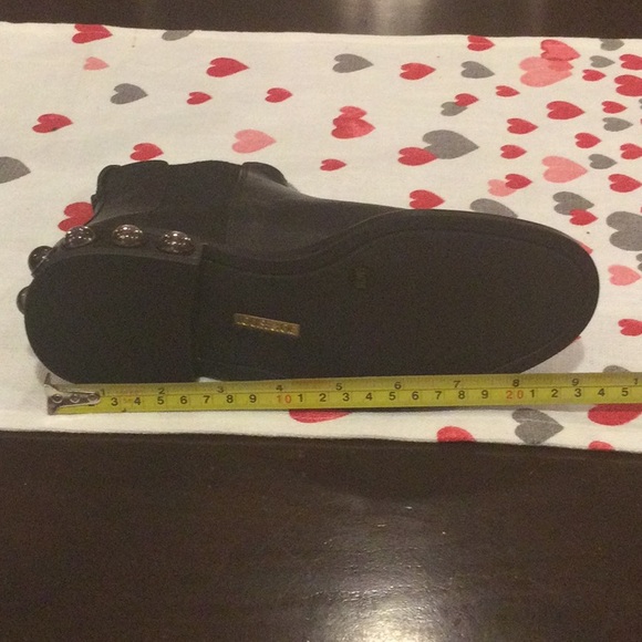 🆕Louise et Cie Venda Crystal Studded Chelsea Boots - Picture 10 of 11